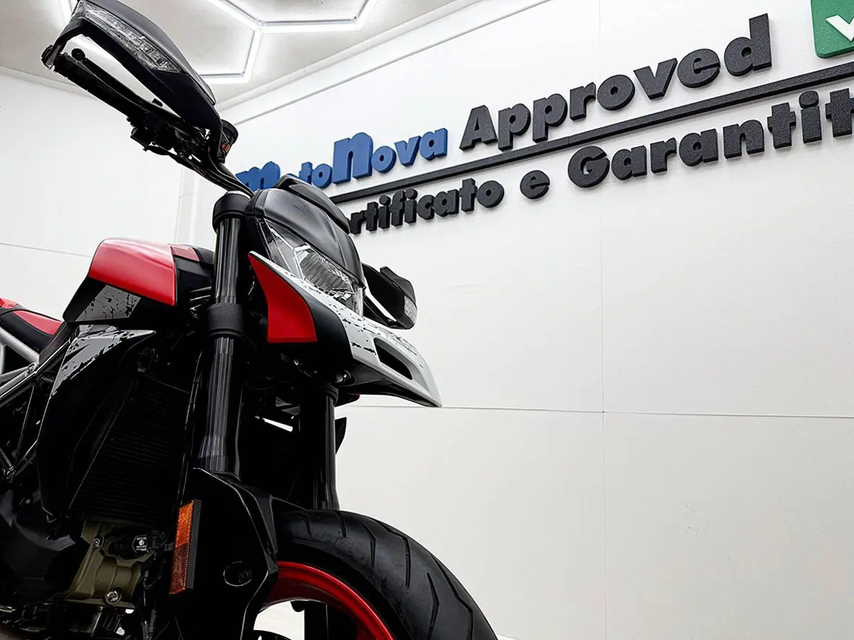 Ducati Hypermotard 950 RVE (2022 - 25) (10)