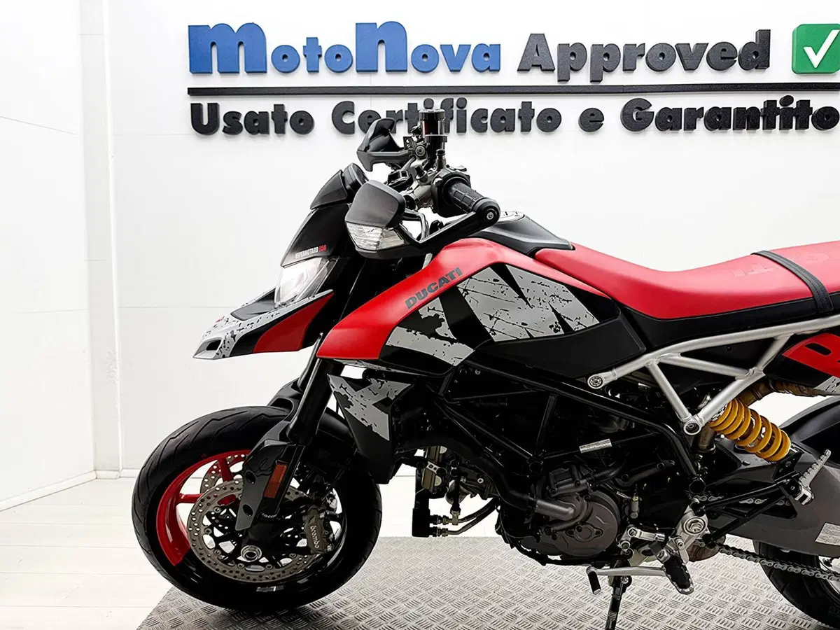 Ducati Hypermotard 950 RVE (2022 - 25) (14)