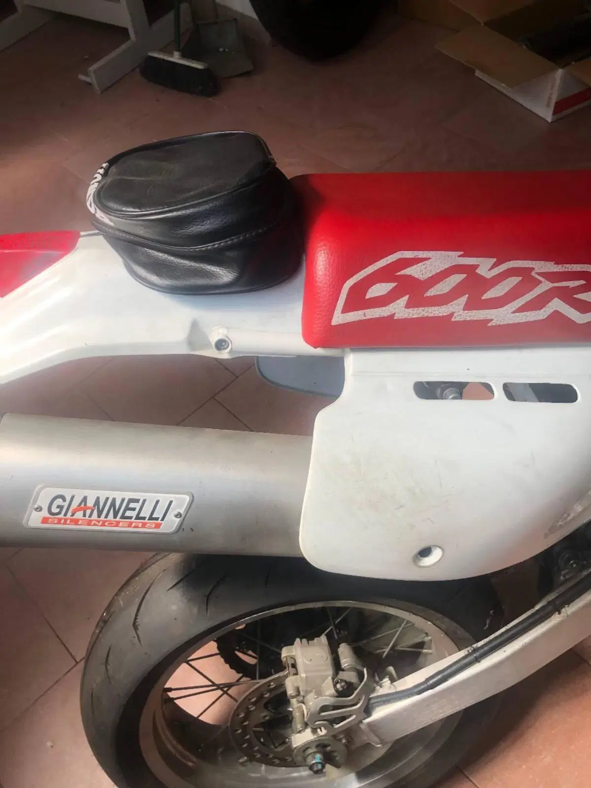 Honda XR 600 R (1988 -89) (7)