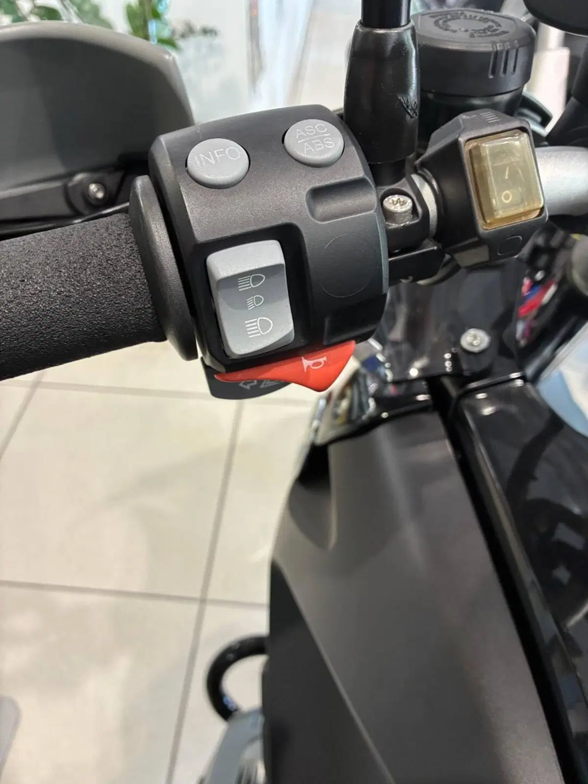 Bmw R 1200 GS (2010 - 12) (14)