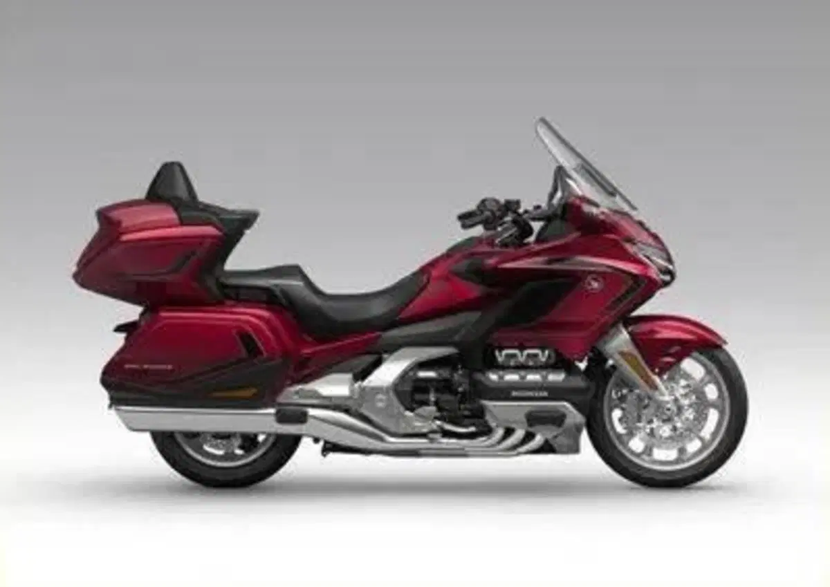 Honda GL 1800 Gold Wing Tour (2025 - 26) (2)