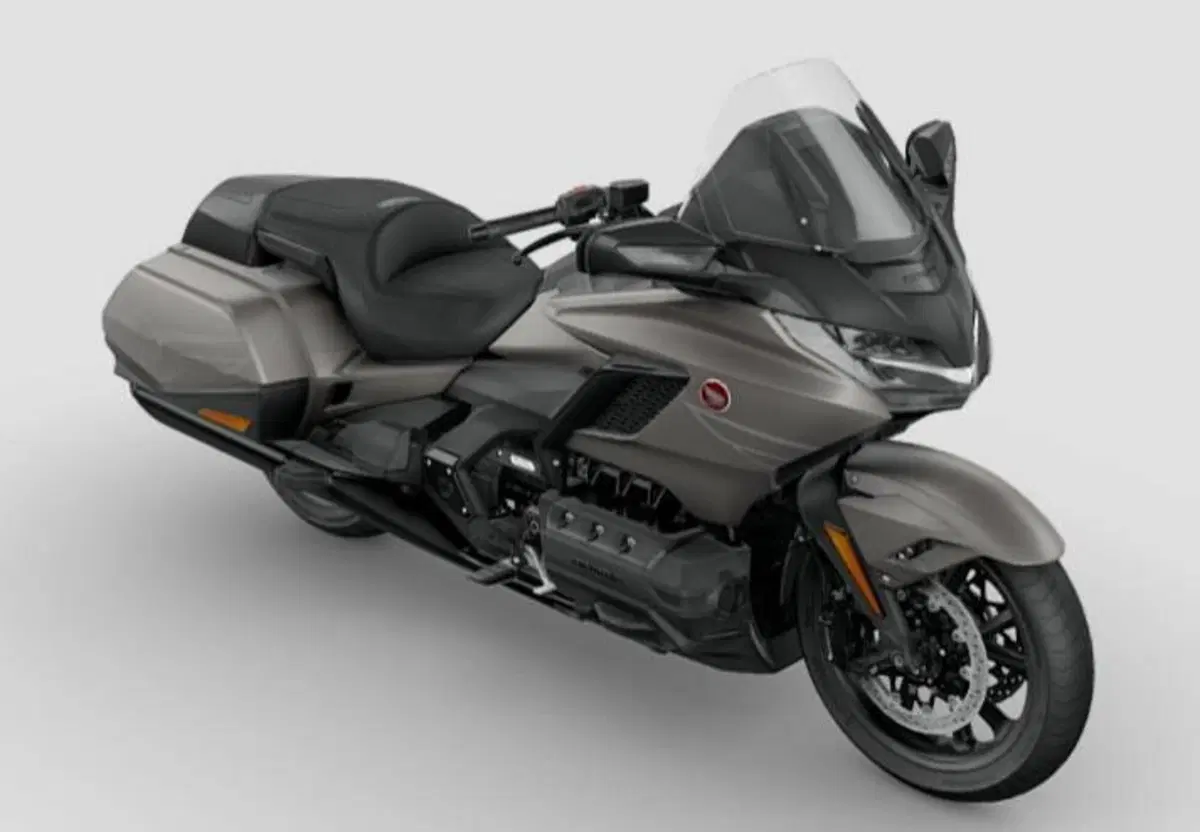 Honda GL 1800 Gold Wing (2026) (2)