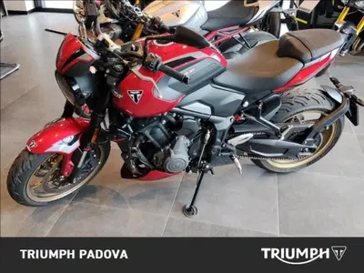 Triumph Trident 800 (2026) usata