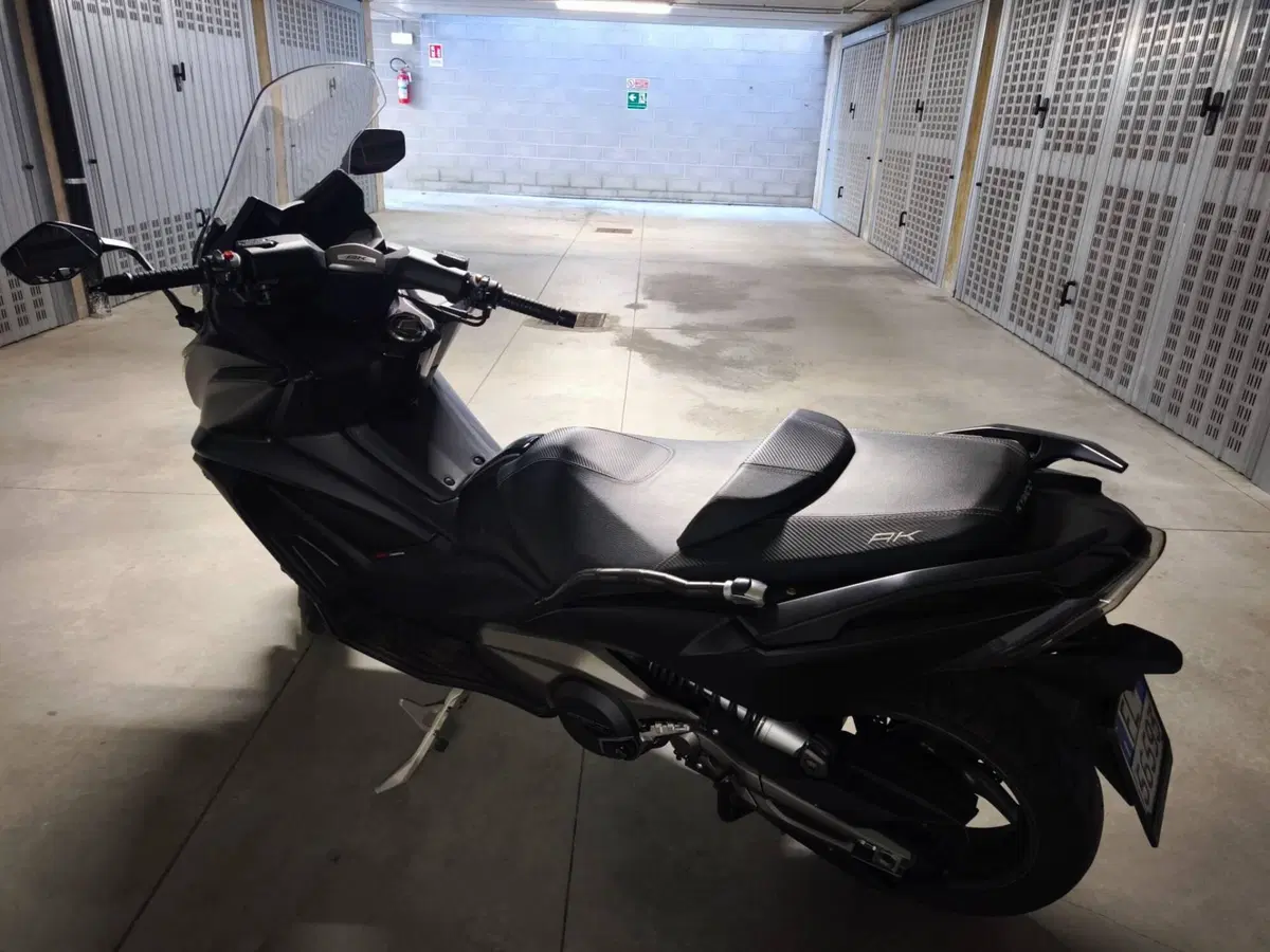Kymco AK 550 ETS (2021 - 26) (7)