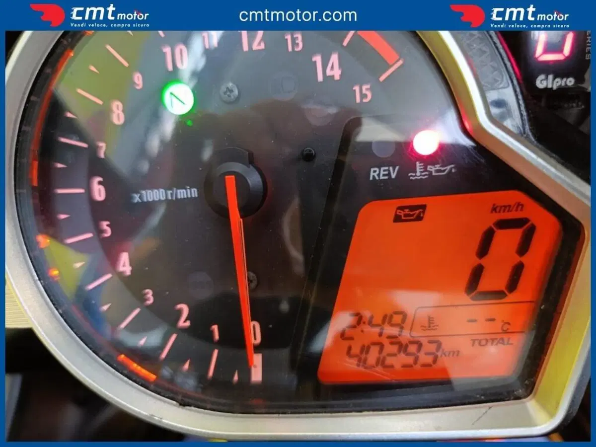 Honda CBR 1000 RR Fireblade (2008 - 11) (5)