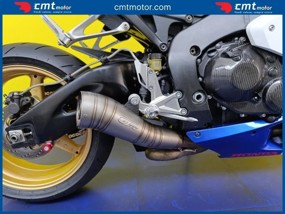 Honda CBR 1000 RR Fireblade (2008 - 11) (10)