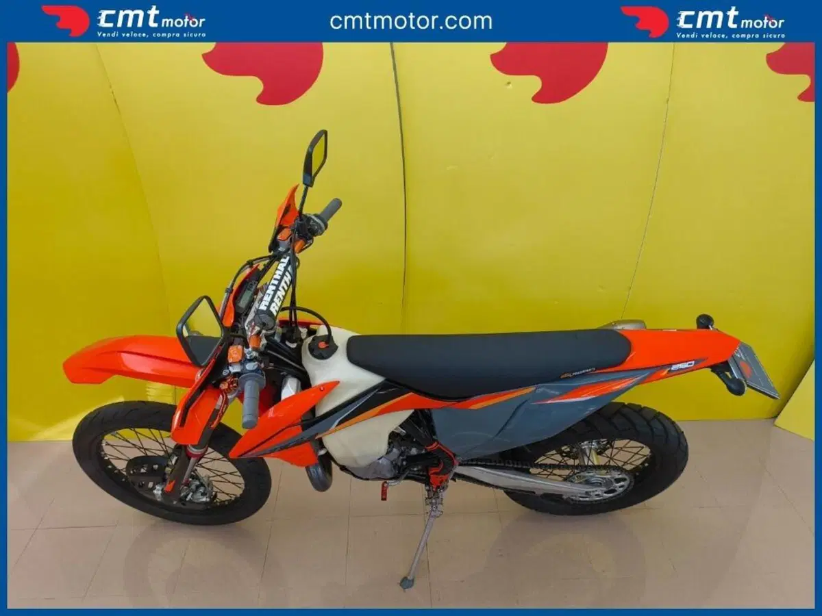 KTM 250 EXC TPI (2021) (9)