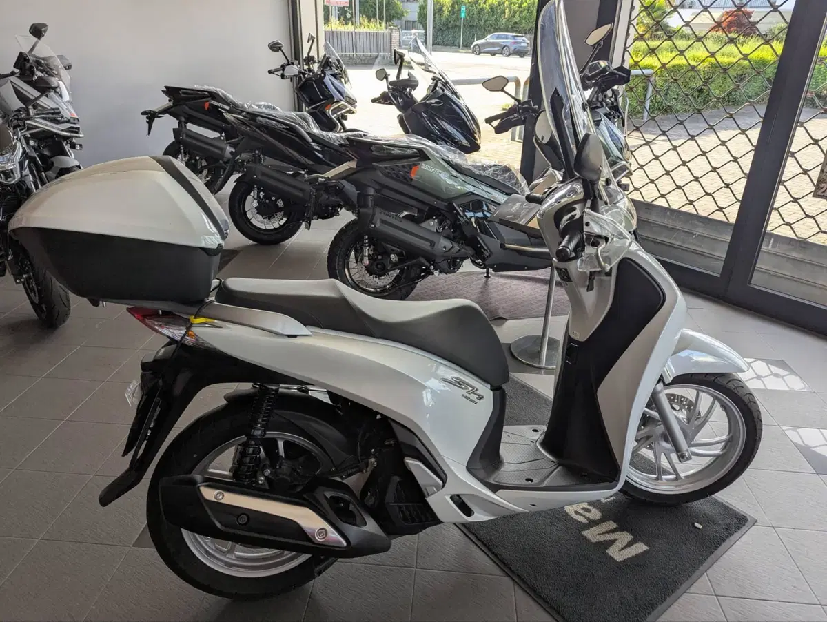 Honda SH 125 i ABS (2013 - 17) (3)