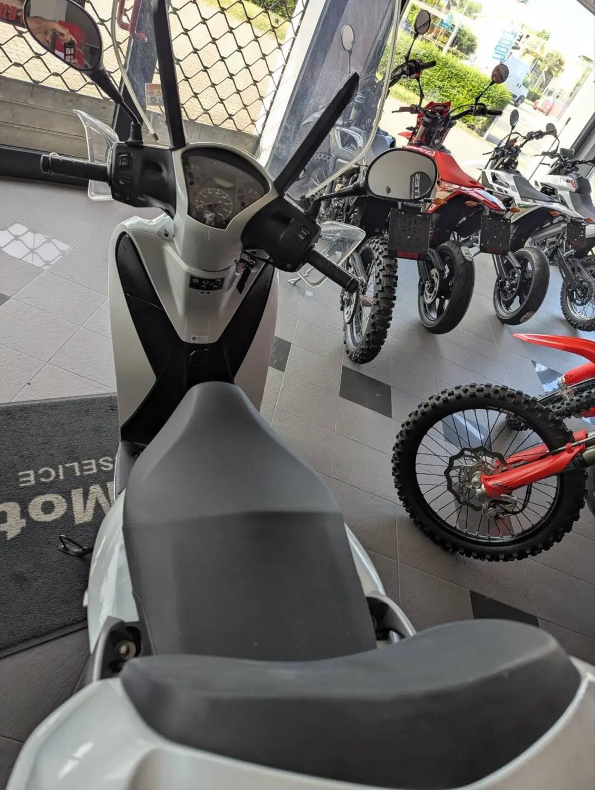 Honda SH 125 i ABS (2013 - 17) (6)