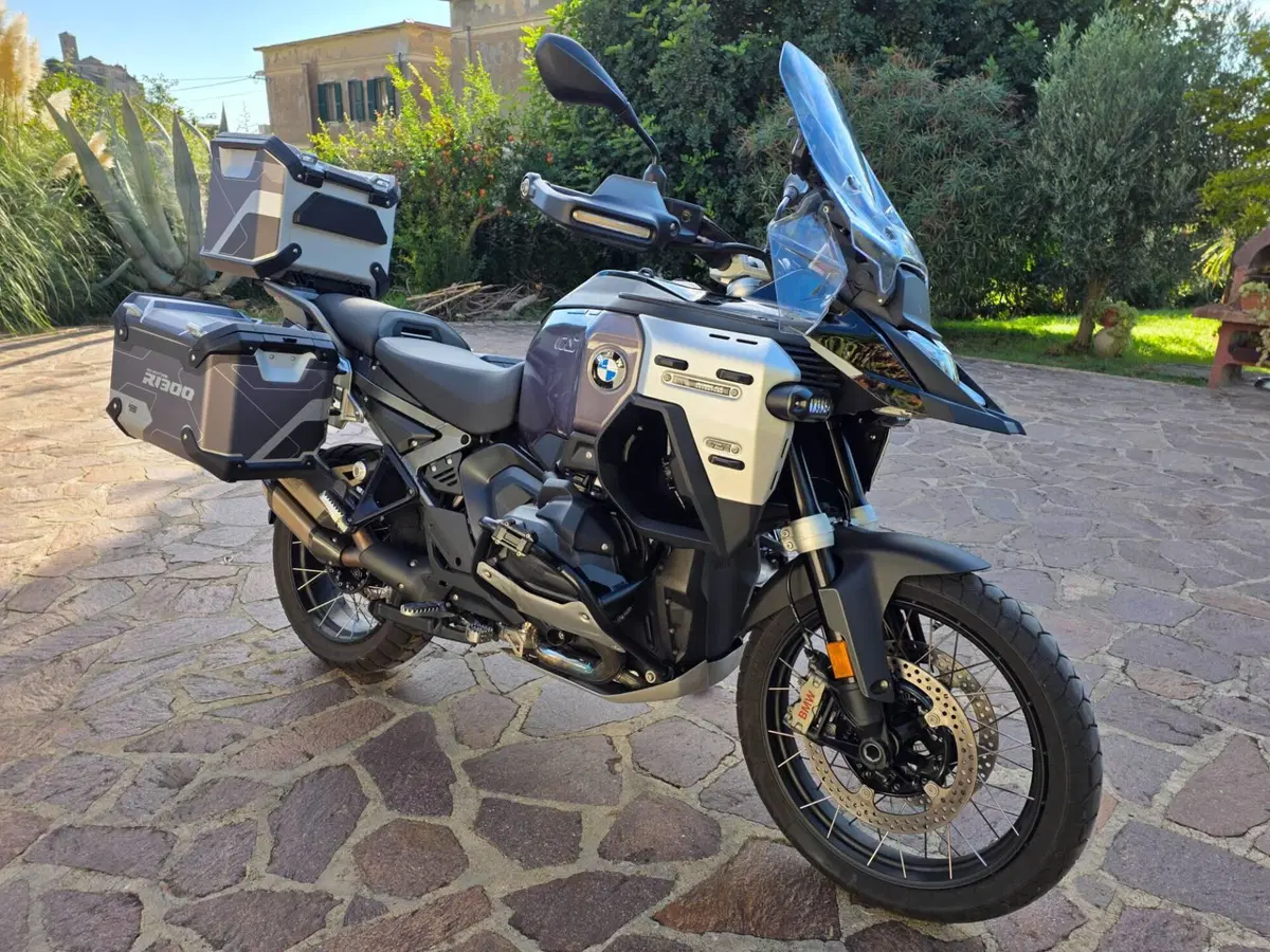 Bmw R 1300 GS Adventure Triple Black (2025 - 26) (2)