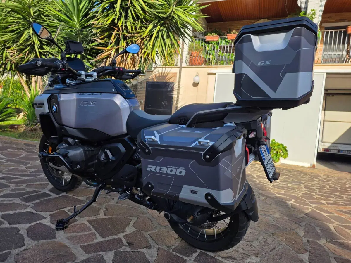 Bmw R 1300 GS Adventure Triple Black (2025 - 26) (9)