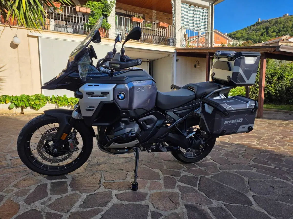 Bmw R 1300 GS Adventure Triple Black (2025 - 26) (11)