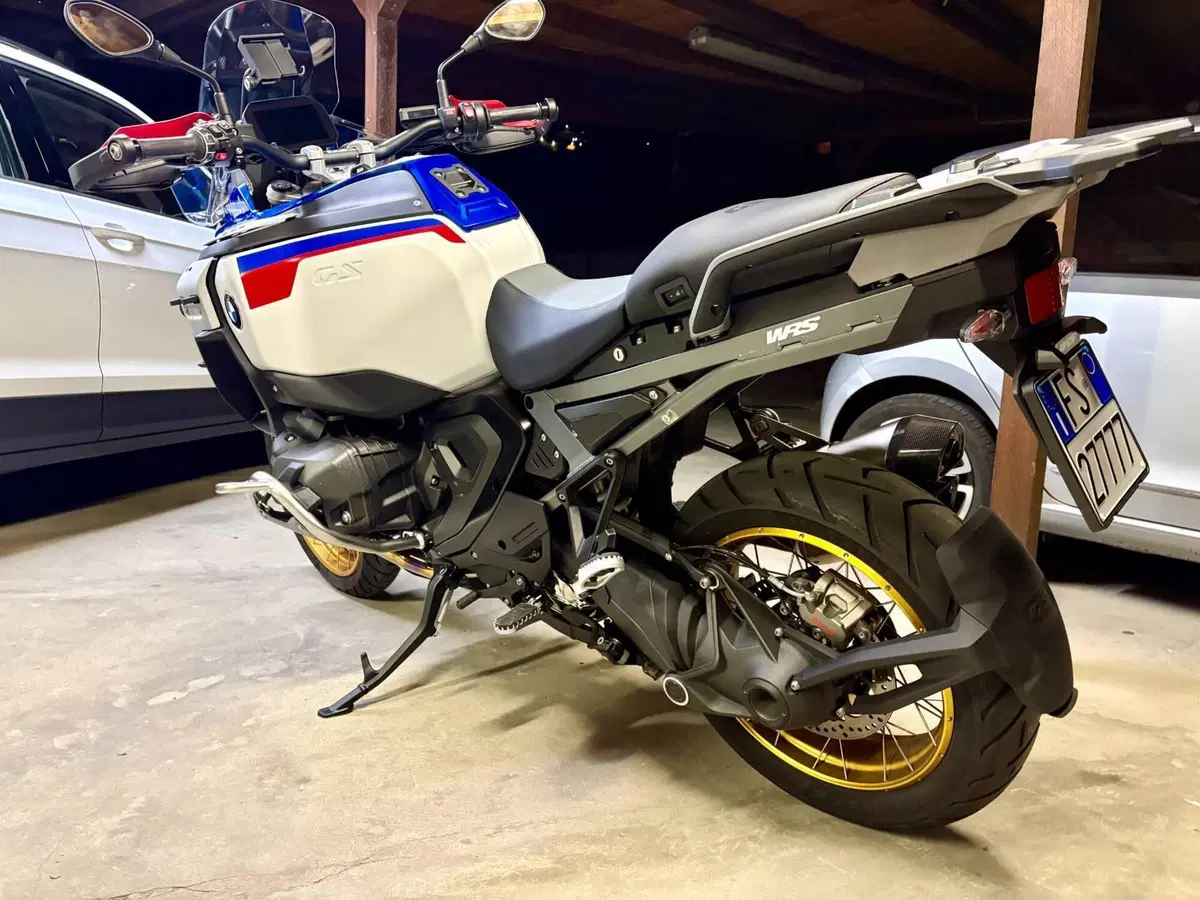 Bmw R 1300 GS Adventure Trophy (2025 - 26) (6)