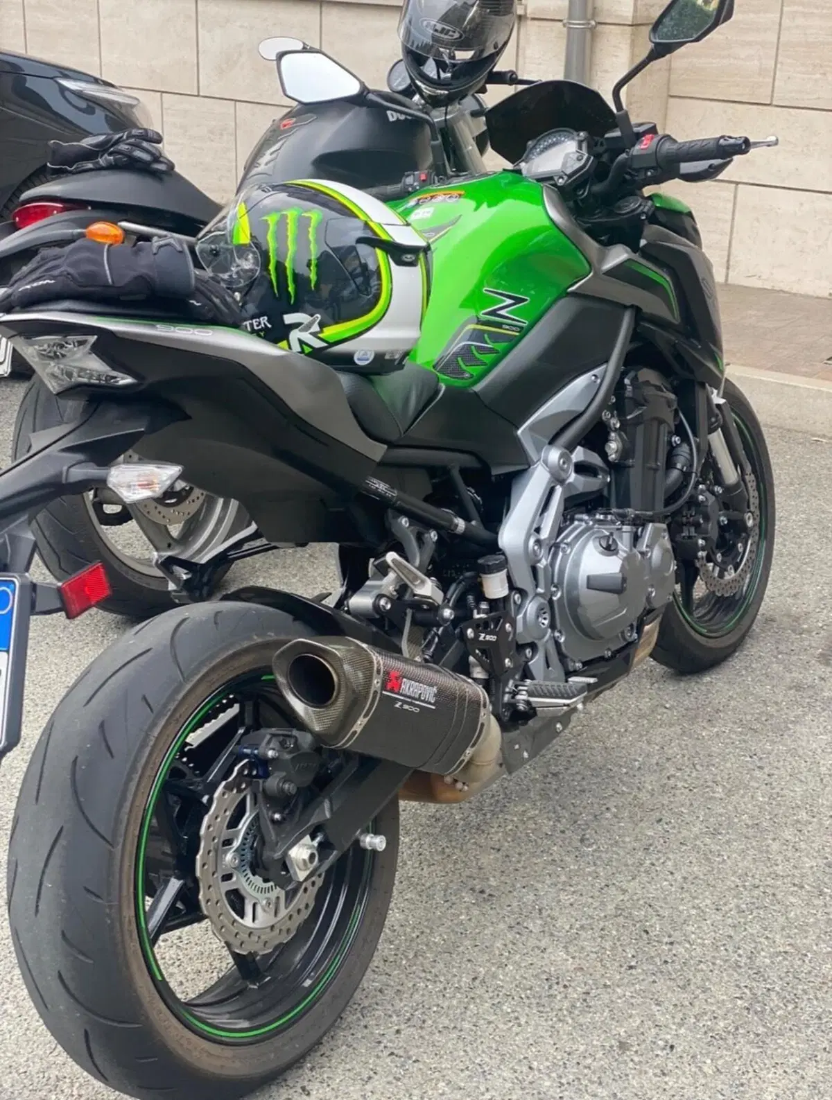 Kawasaki Z 900 (2019) (2)