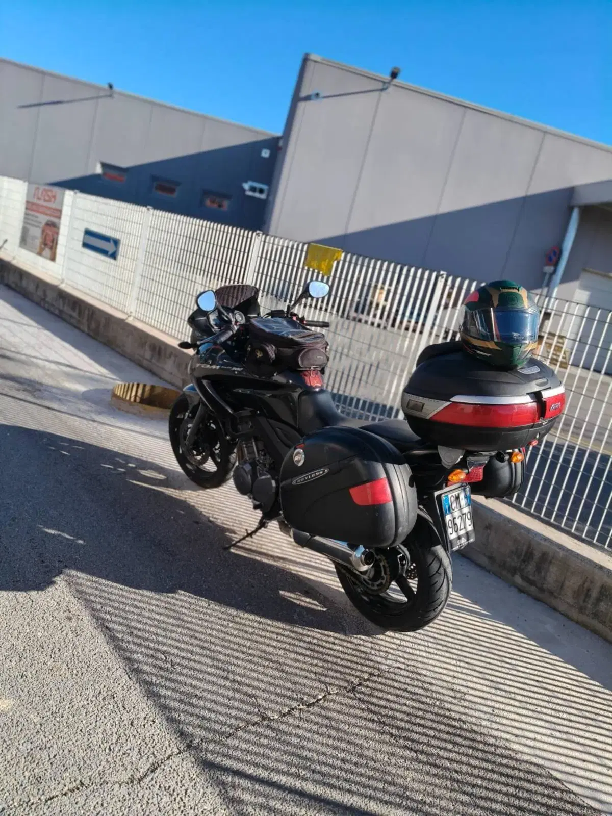 Yamaha TDM 900 (2002 - 14) (4)