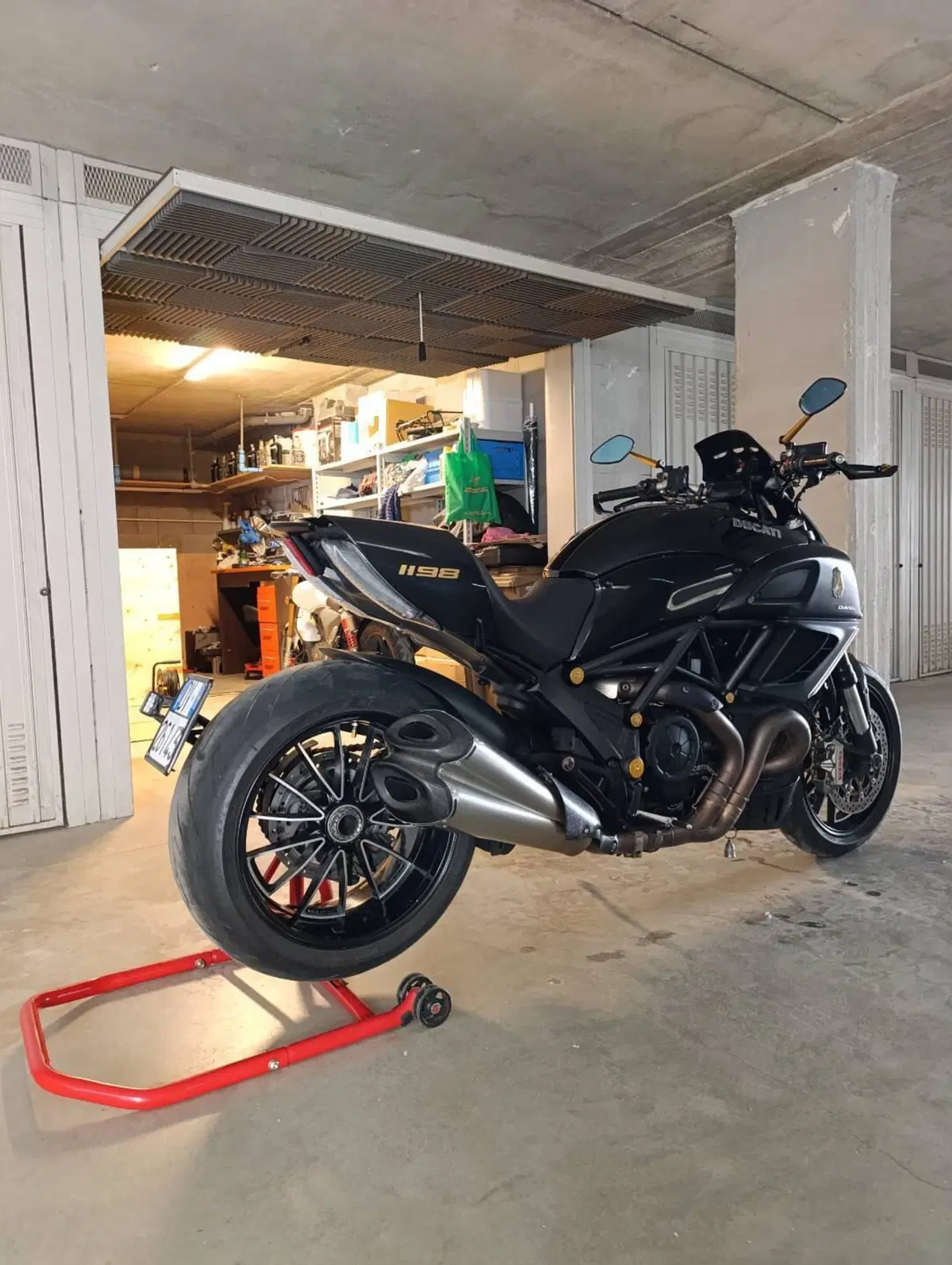 Ducati Diavel 1200 (2010 - 13) (9)