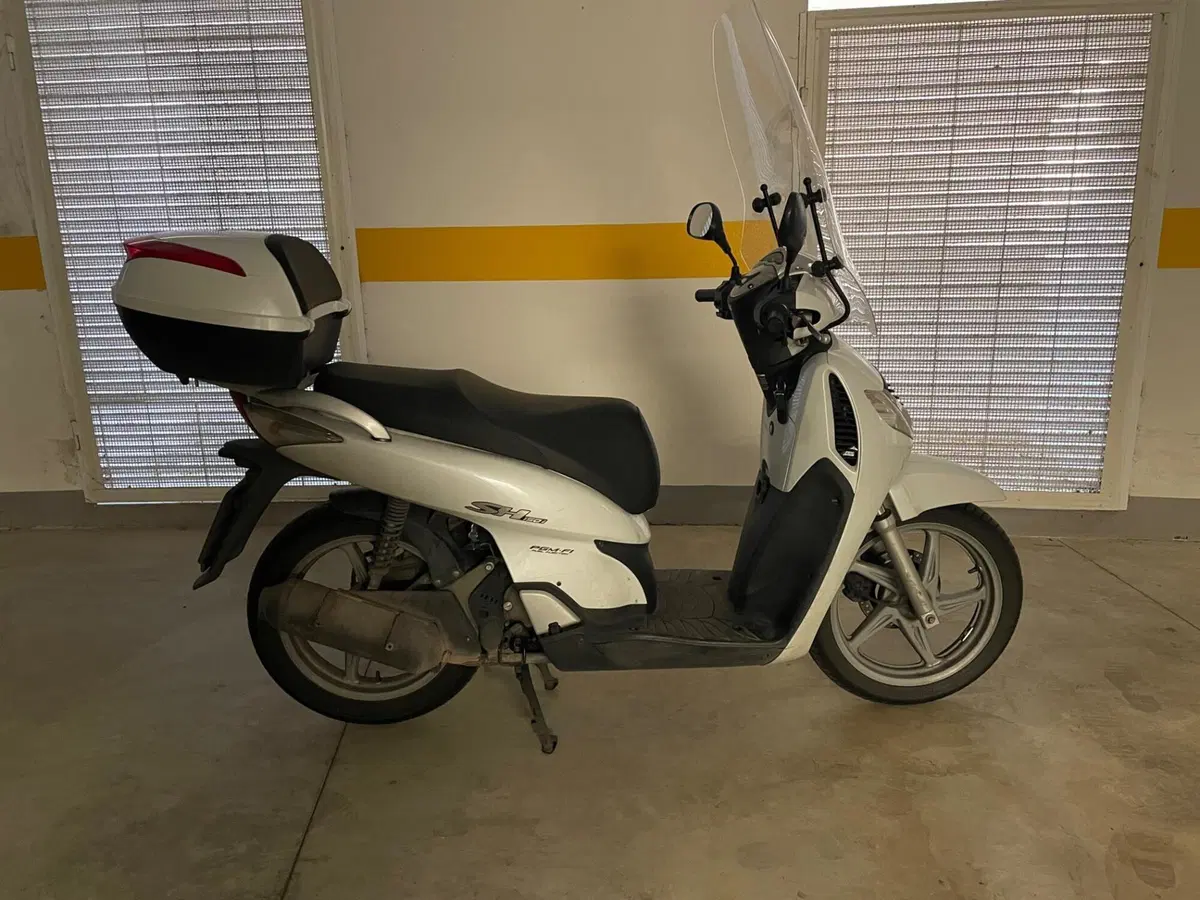 Honda SH 150i (2005 - 08) (2)