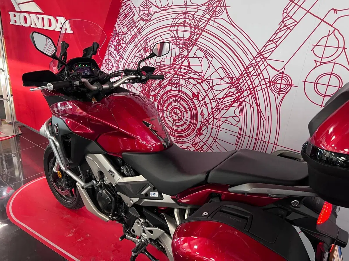 Honda Crossrunner Travel Edition ABS (2015 - 18) (7)