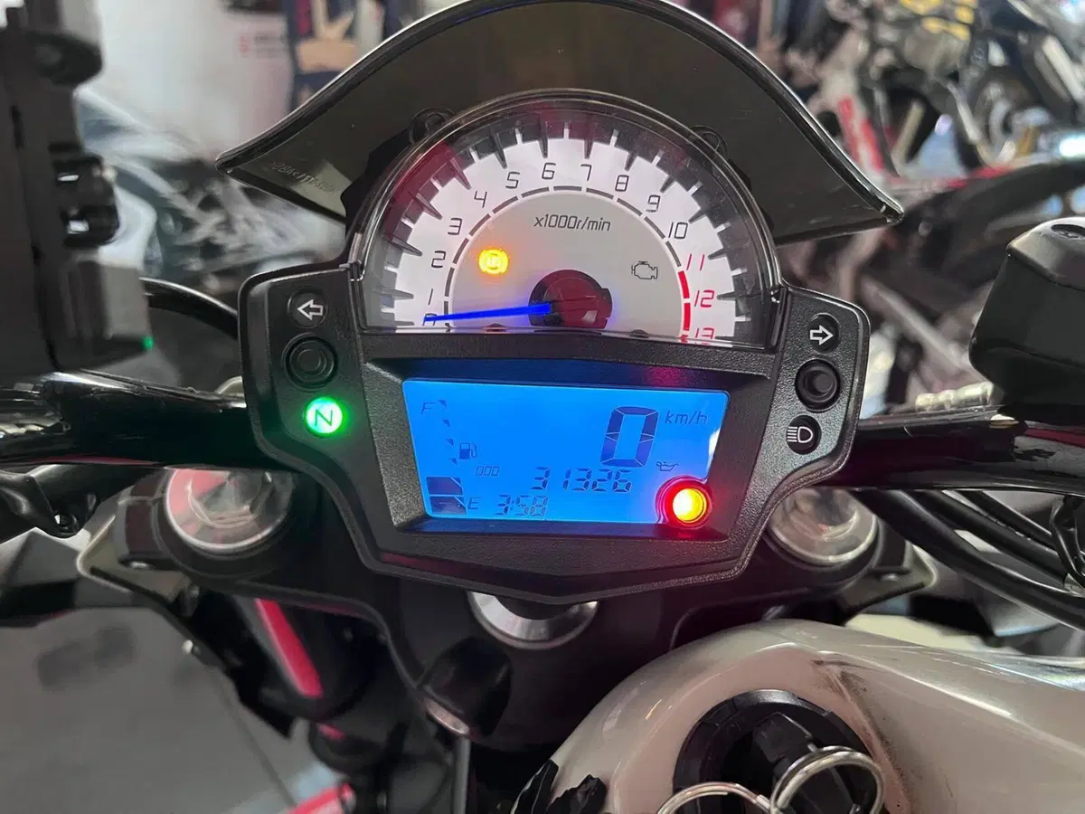 Kawasaki ER-6N ABS (2012 - 16) (10)