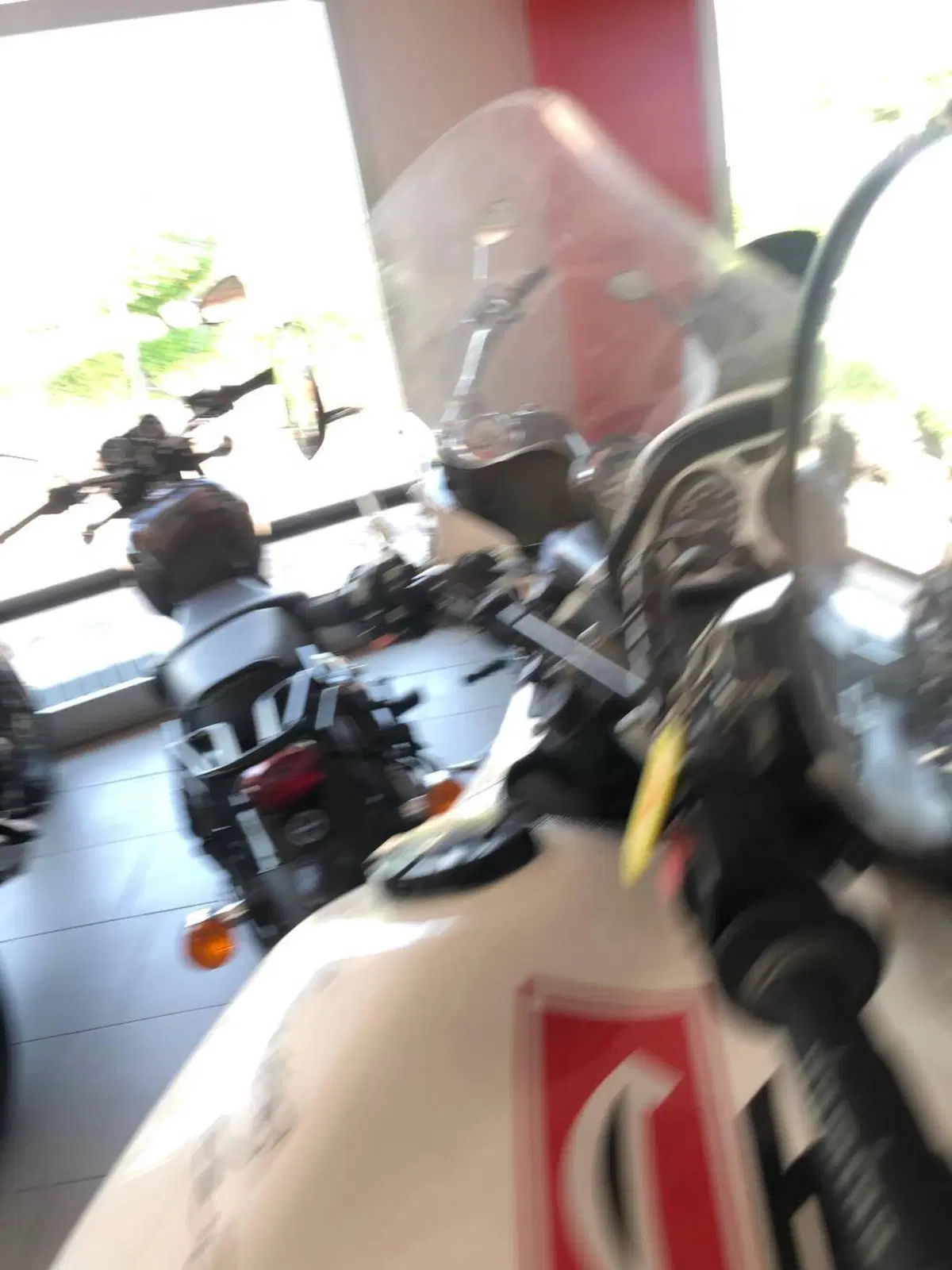 Yamaha XTZ 750 SUPERTENEREE' (3)
