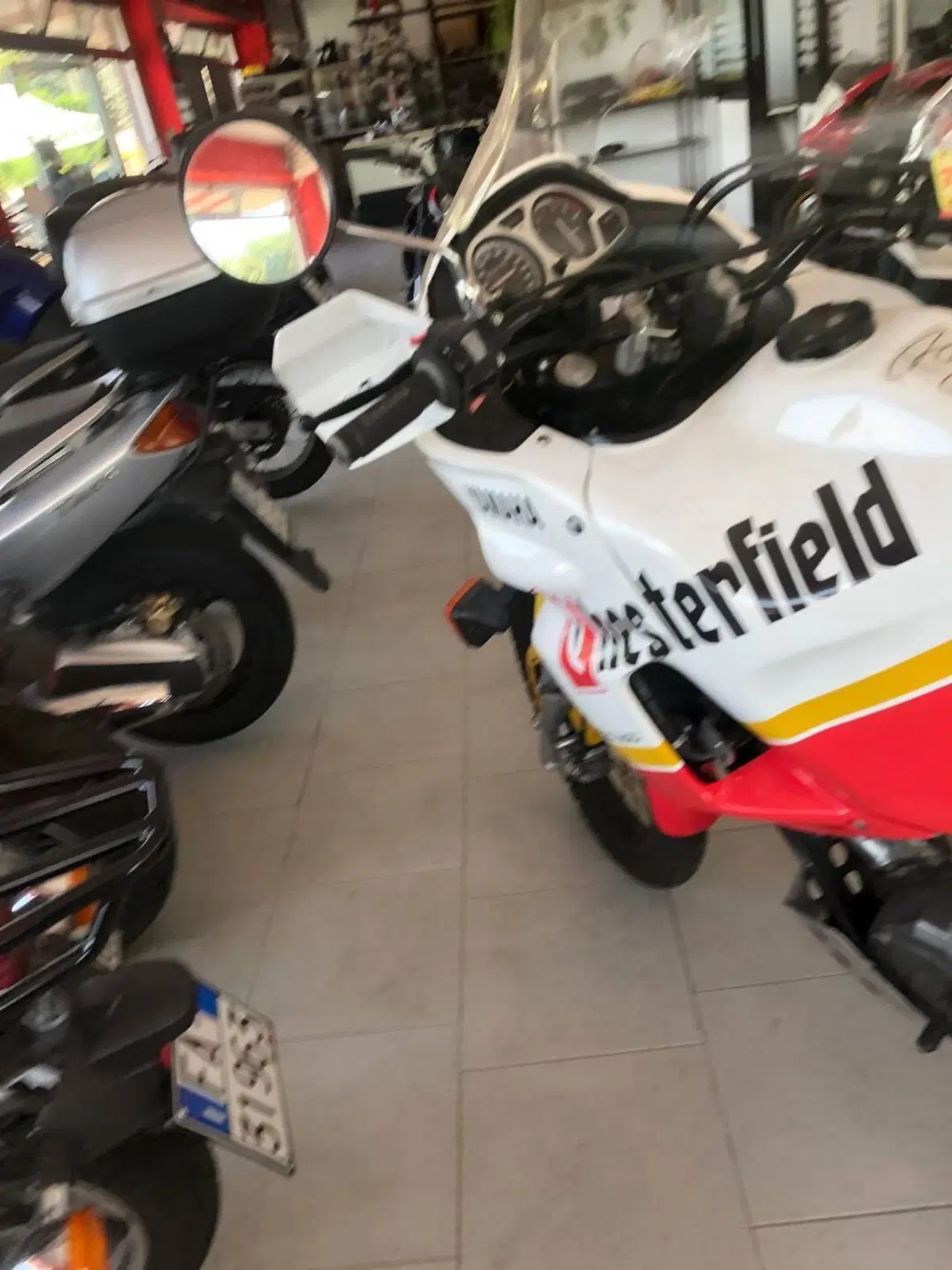 Yamaha XTZ 750 SUPERTENEREE' (6)