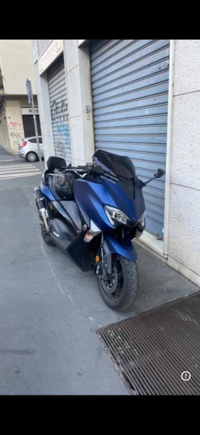 Yamaha T-Max 530 (2017 - 19) usata