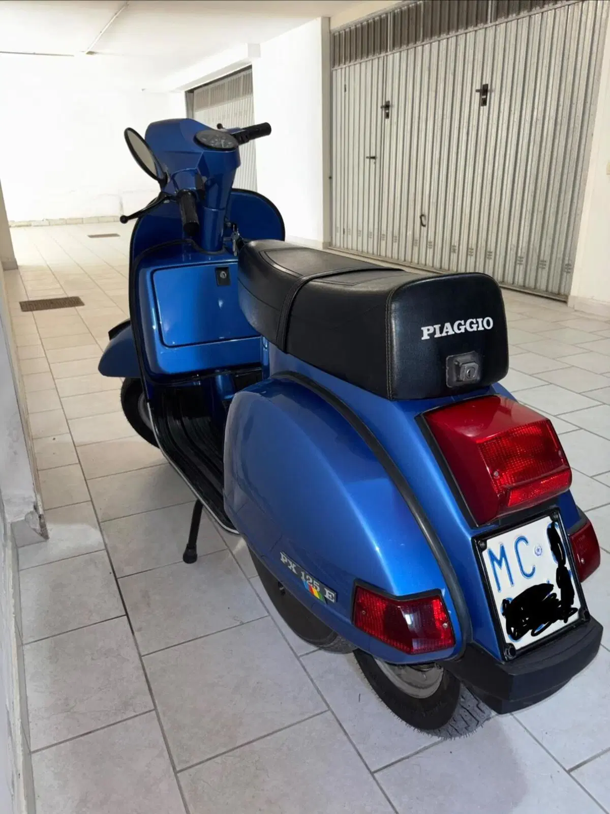 Piaggio Vespa PX 125 E arcobaleno  (4)