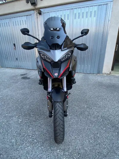 Ducati Multistrada V4 S Grand Tour (2024) usata