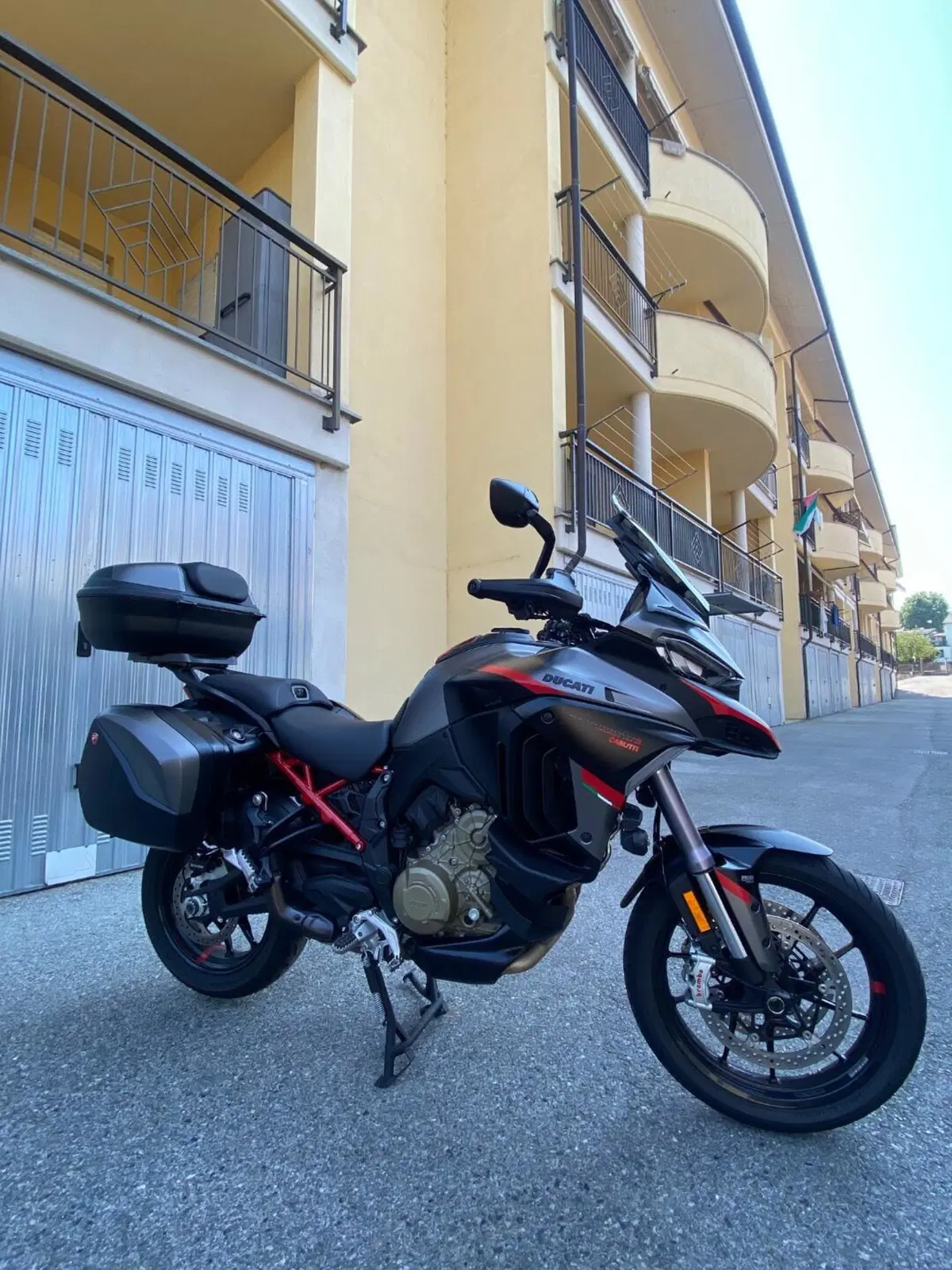 Ducati Multistrada V4 S Grand Tour (2024) (2)