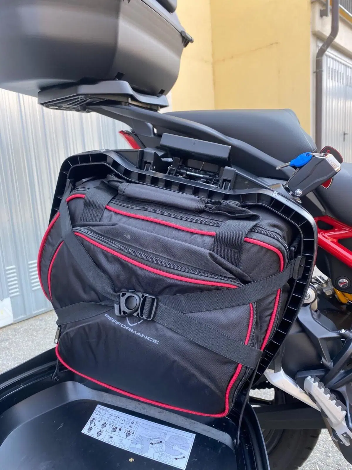 Ducati Multistrada V4 S Grand Tour (2024) (12)
