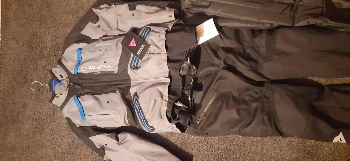 Dainese completo GULLFOSS (4)