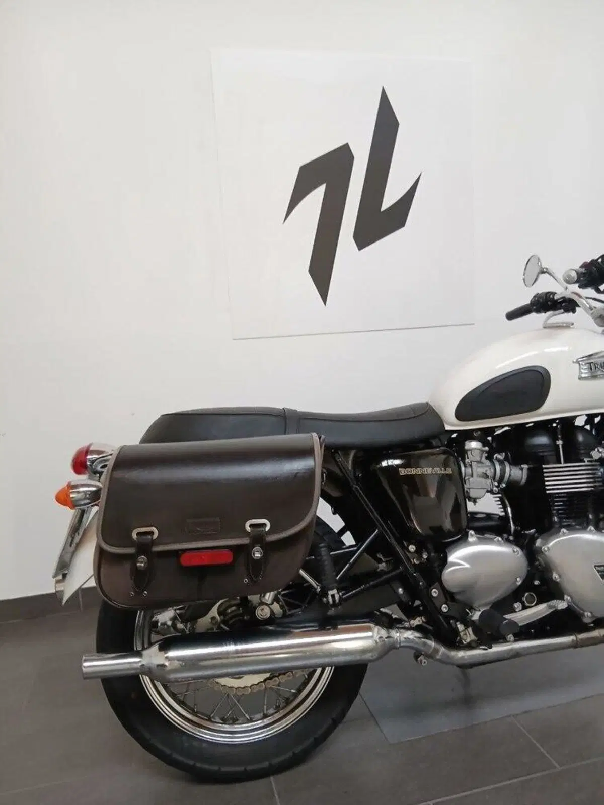 Triumph Bonneville (2007 - 16) (3)