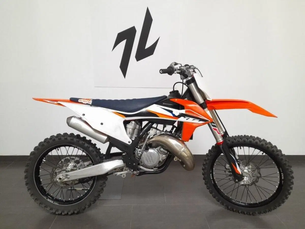 KTM 125 SX (2021) (8)
