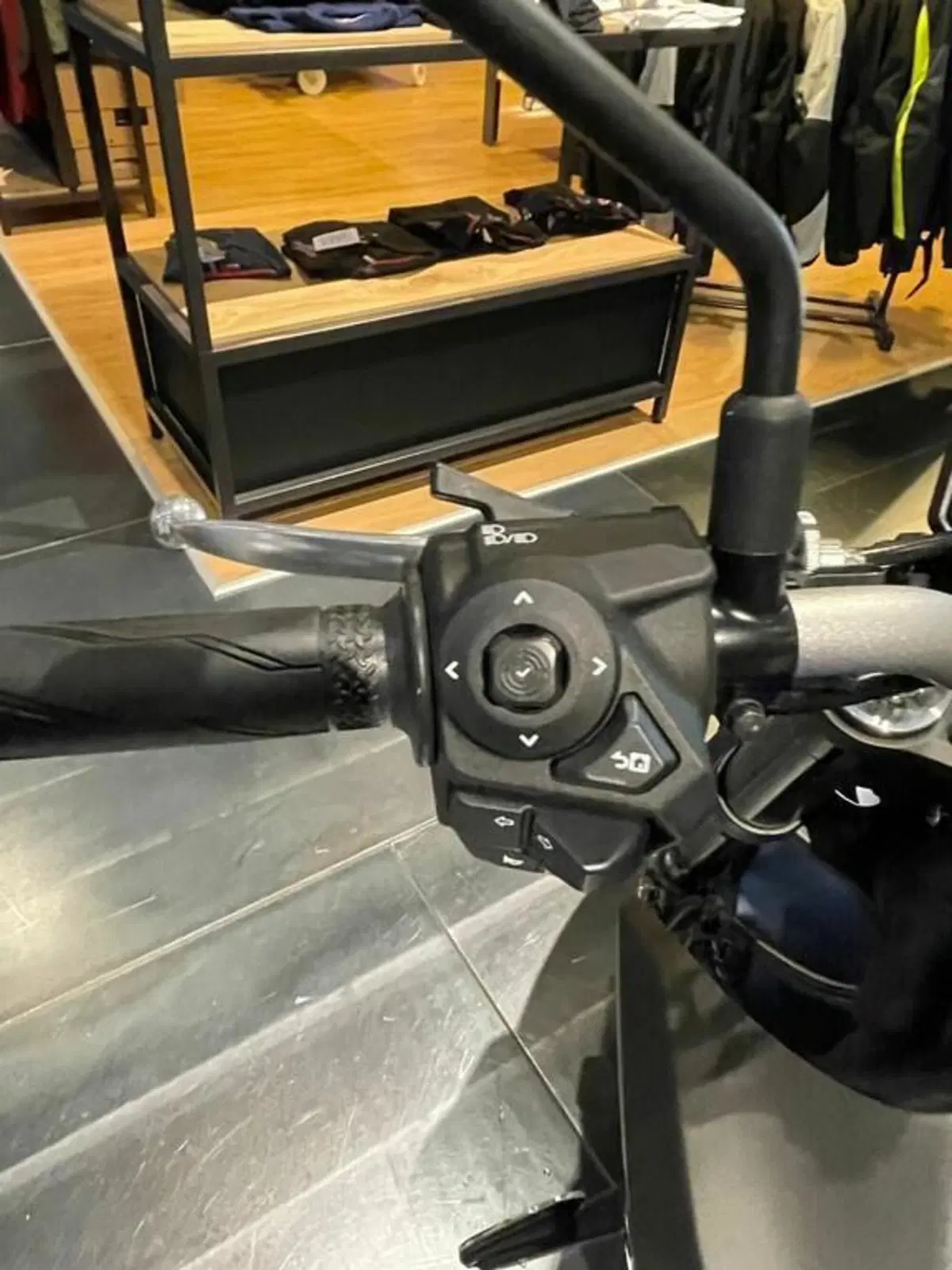 Yamaha MT-07 Pure (2023 - 25) (6)