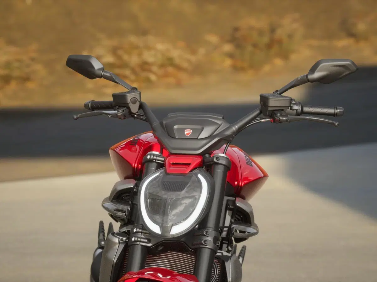 Ducati XDiavel V4 (2025 - 26) (5)