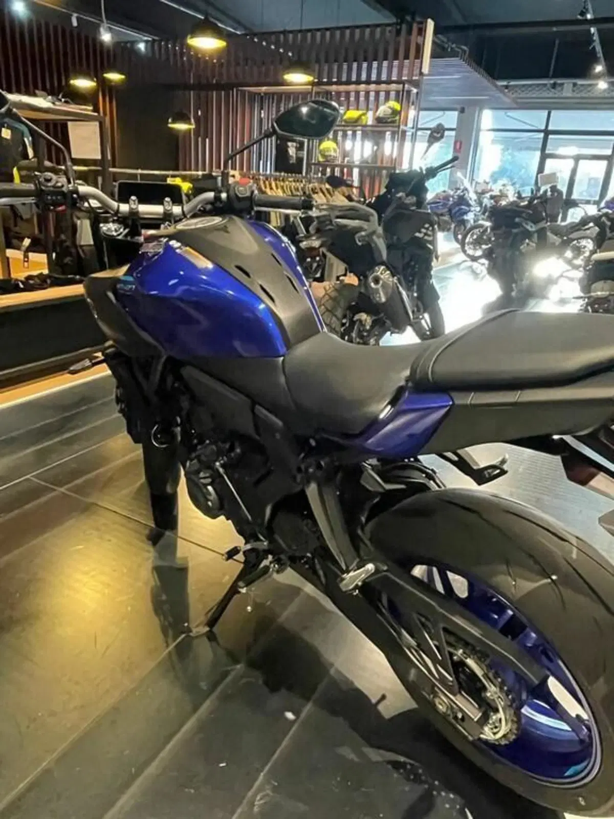 Yamaha MT-07 Pure (2023 - 25) (10)