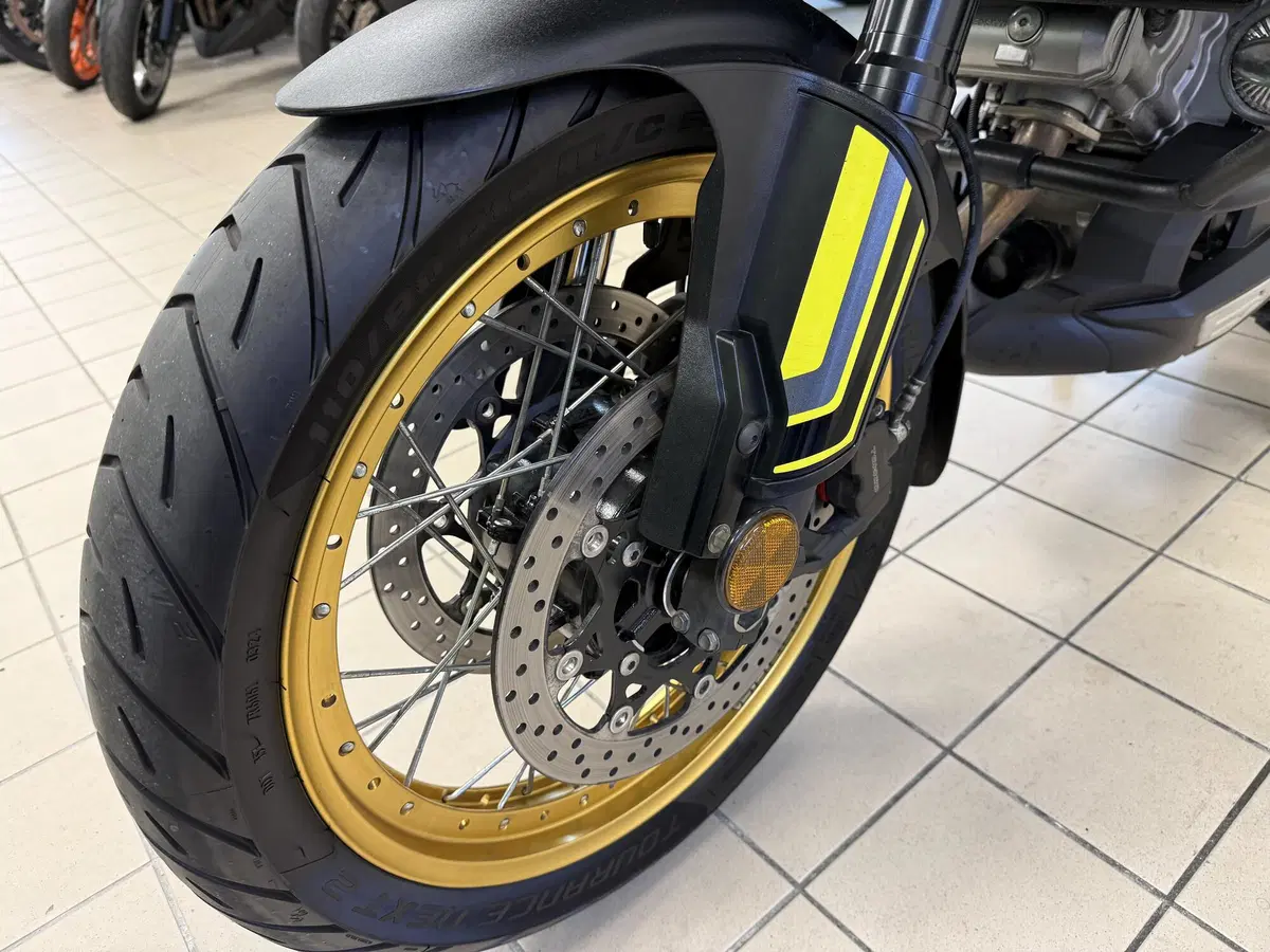 Suzuki V-Strom 1000XT (2017 - 20) (8)