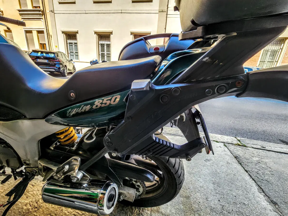 Yamaha TDM 850 (1996 - 01) (16)