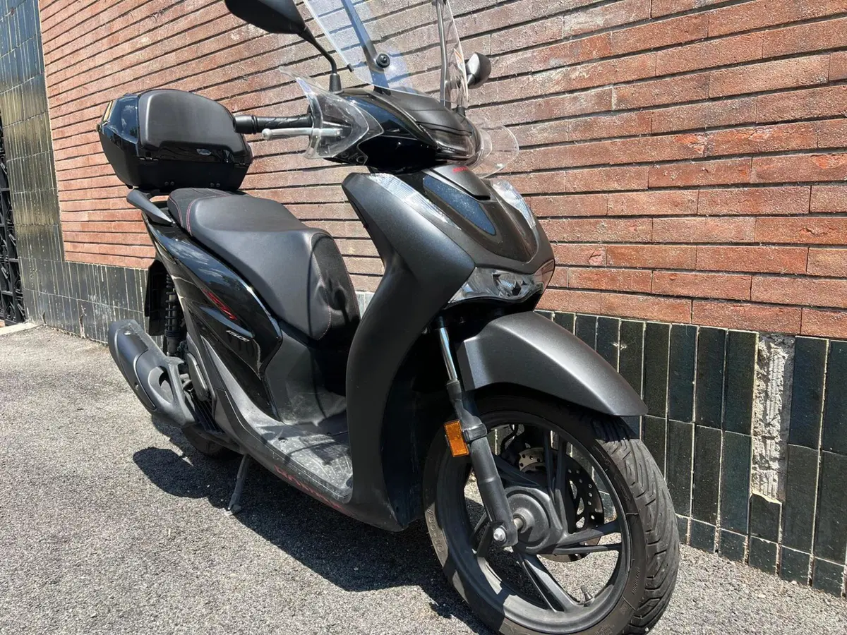 Honda SH 150i Sport (2024 - 25) (3)