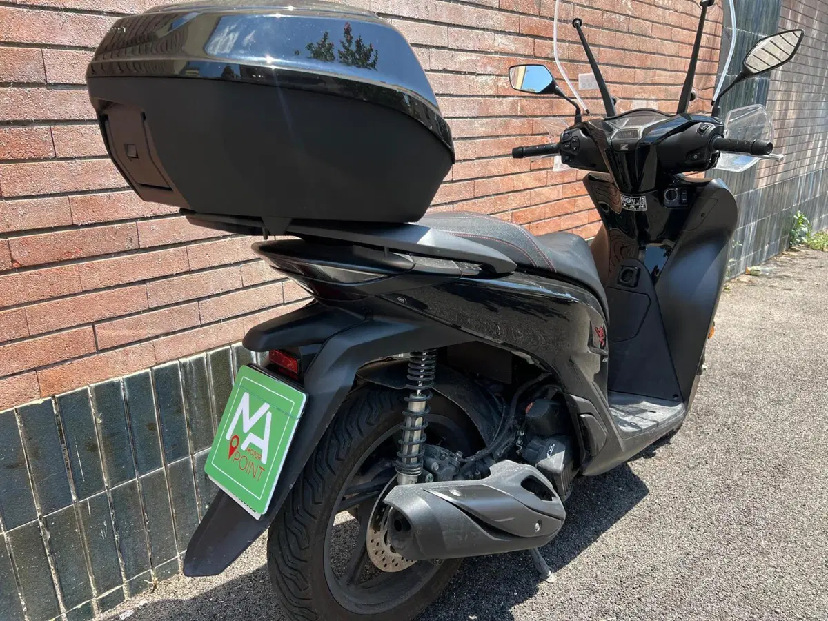 Honda SH 150i Sport (2024 - 25) (7)