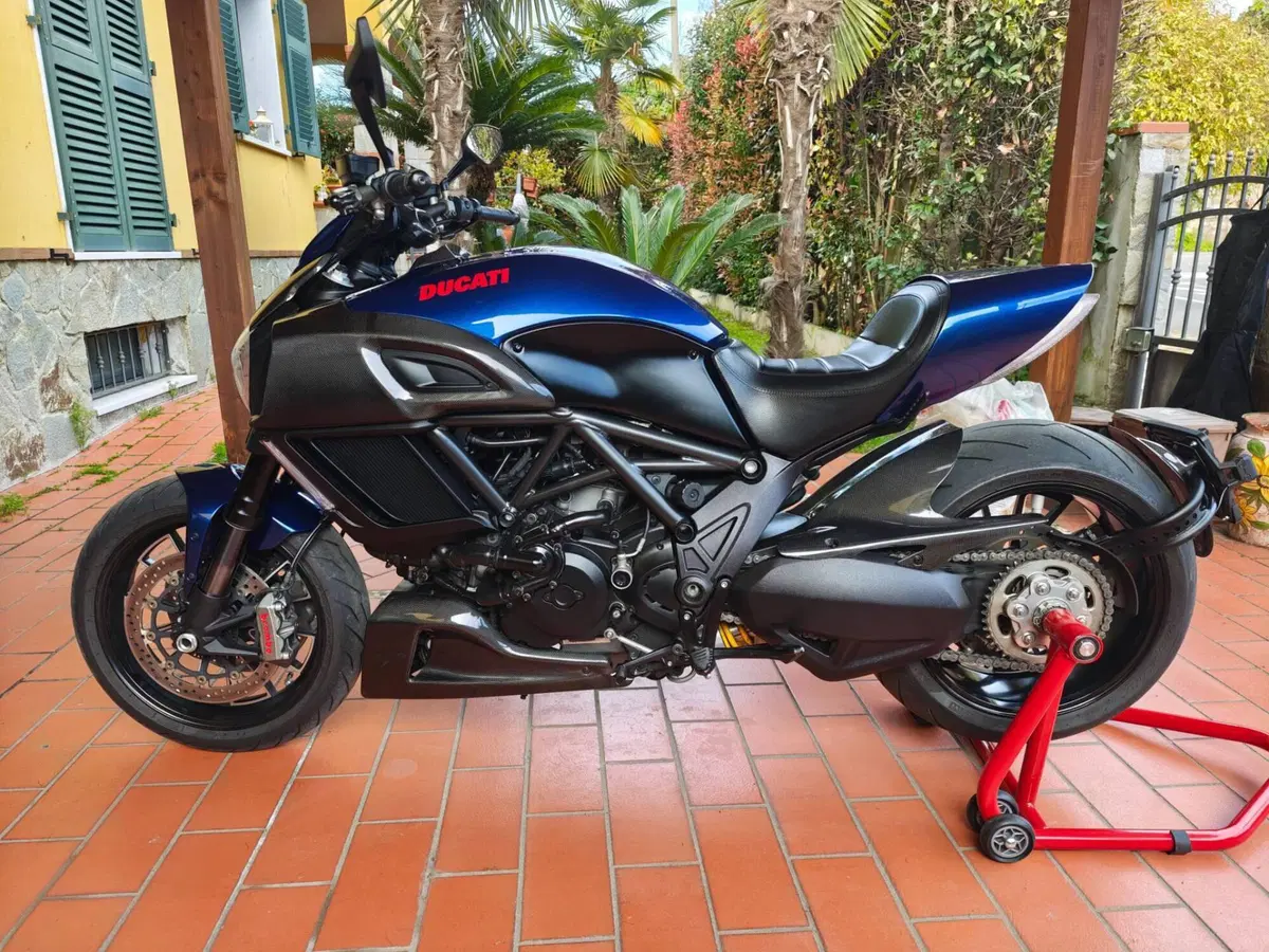 Ducati Diavel 1200 (2014 - 16) (2)