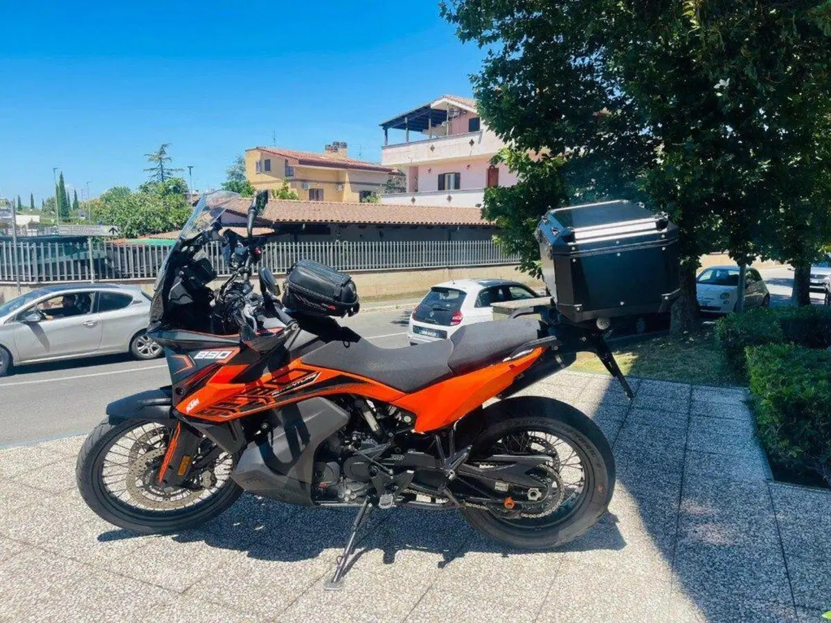 KTM 890 Adventure (2021) (4)