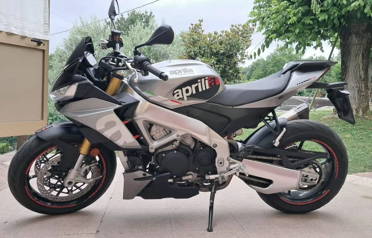 Aprilia Tuono V4 (2021 - 24) (2)