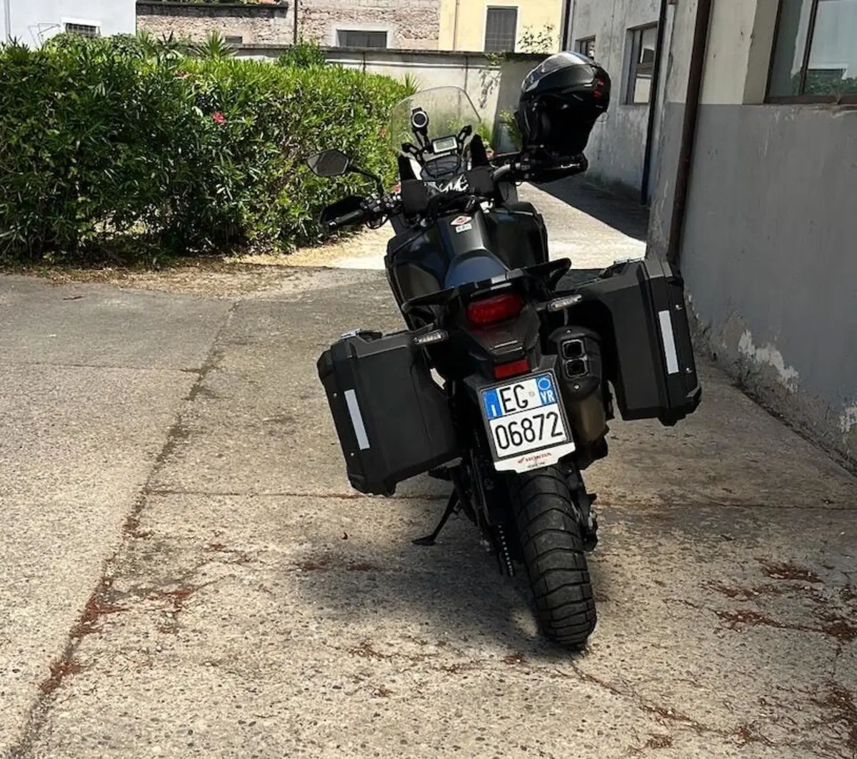 Honda Africa Twin CRF 1000L DCT ABS (2016 - 17) (2)