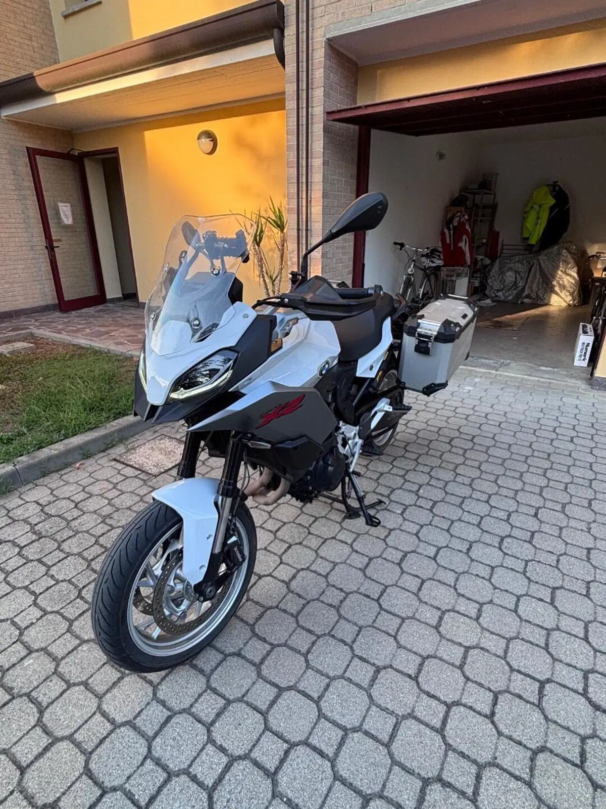 Bmw F 900 XR (2020 - 24) (2)