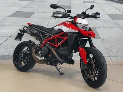 Ducati Hypermotard 950 (2022 - 25) usata