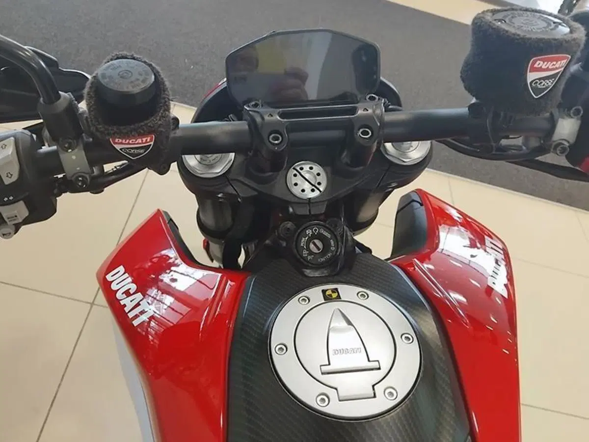 Ducati Hypermotard 950 (2022 - 25) (4)