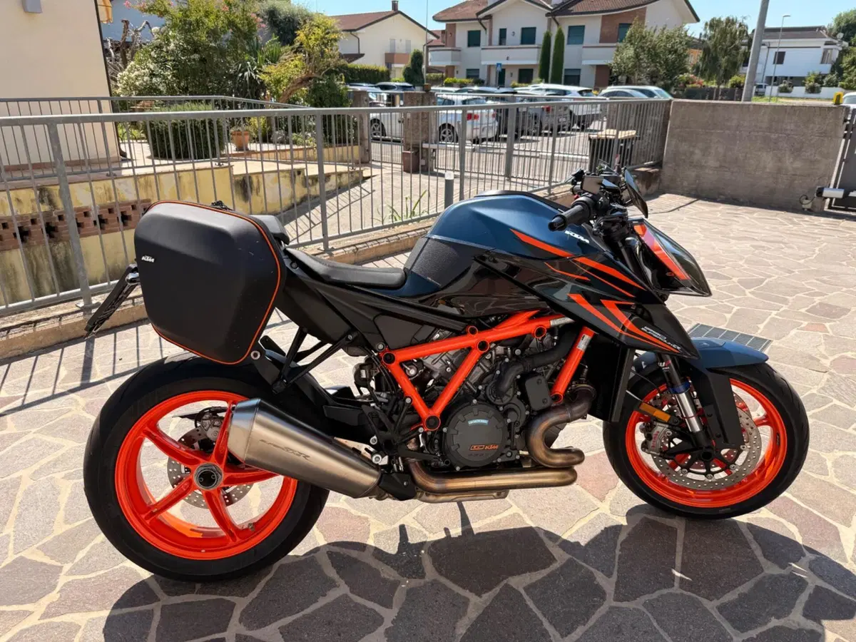 KTM 1290 Super Duke R EVO (2022 - 23)