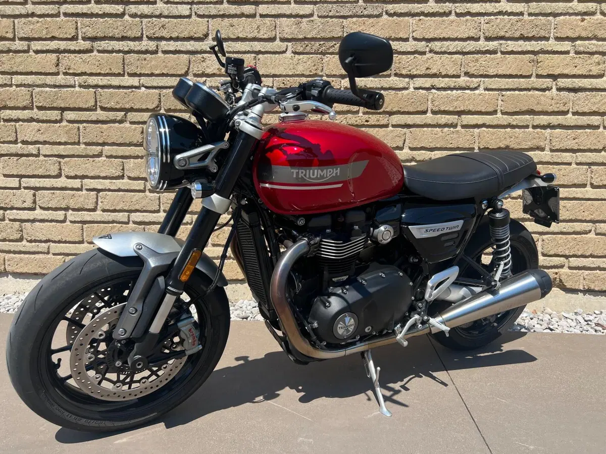 Triumph Speed Twin 1200 (2021 - 24) (3)