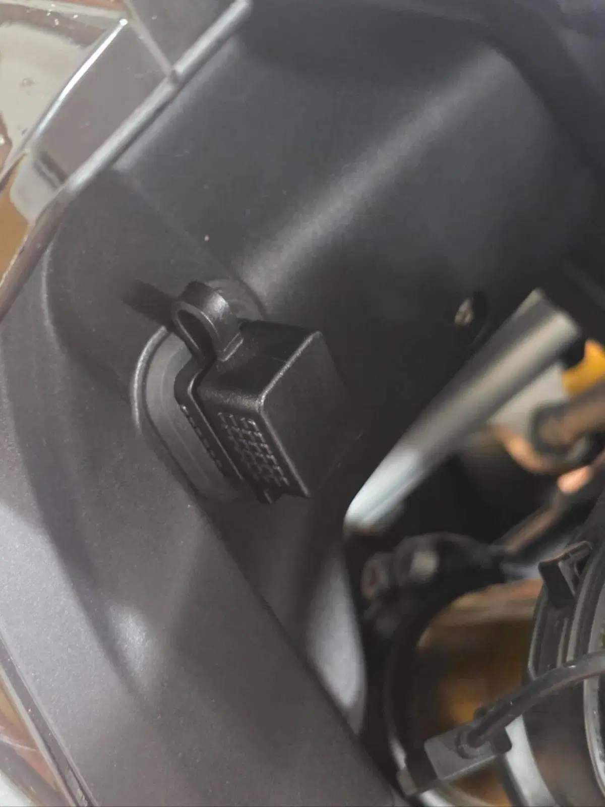 Aprilia Tuono V4 Factory (2021 - 24) (5)